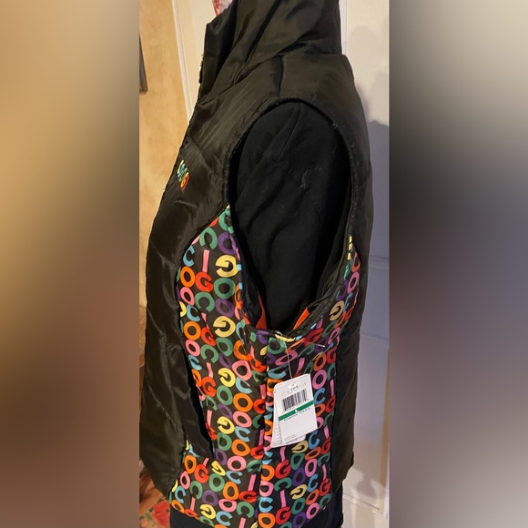 COOGI microfiber outer vest- size large -great piece. NWT - Picture 4 of 6